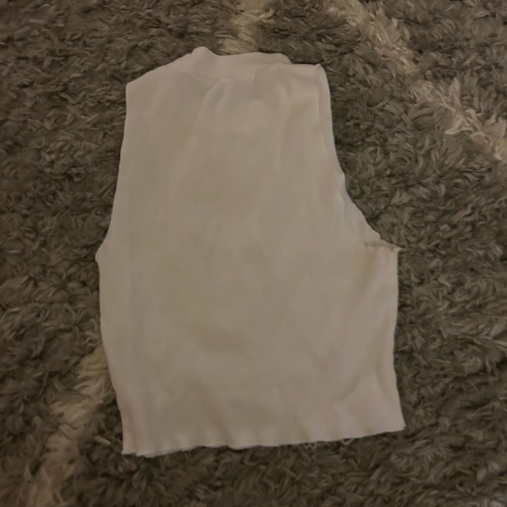 ZARA Crop Top - Picture 2 of 2